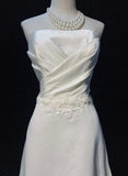 White Simple Fashionable Elegant Understated Exquisite Applique Long Floor Length Satin Ball Dress Evening Dress Wedding Dress HZ1023