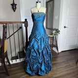 Blue Vintage Elegant Exquisite Beading Long Satin Floor Length Ball Gown Evening Gown Party Dress HZ1023