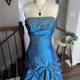 Blue Vintage Elegant Exquisite Beading Long Satin Floor Length Ball Gown Evening Gown Party Dress HZ1023